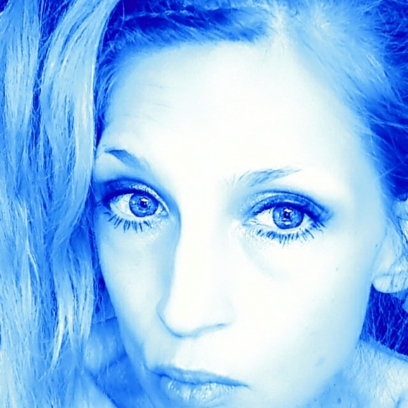 Meet your Posher, Shaelynn - Picture 4 of 7